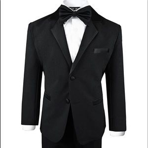 Modern Tuxedo Dress Wear Complete Set for Big Boys. Size 16. Brand New!